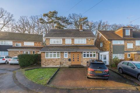 Studio to rent, Sheridan Road, Watford WD19