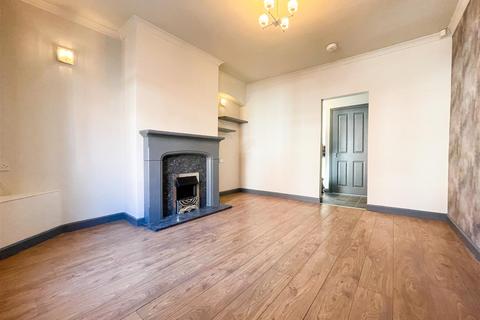 2 bedroom terraced house to rent, Washington Road, Ecclesfield, S35