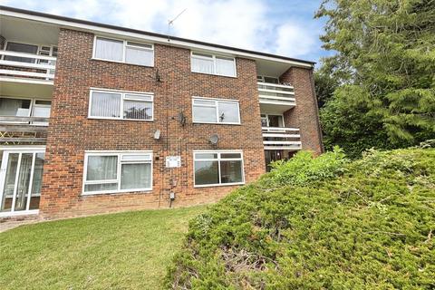 2 bedroom flat to rent, The Elms, Hampshire SP10