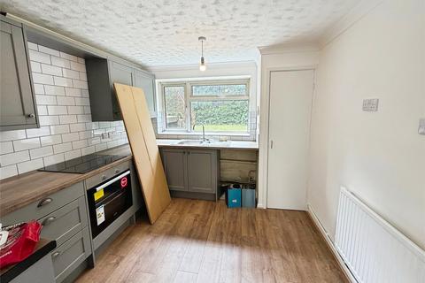2 bedroom flat to rent, The Elms, Hampshire SP10