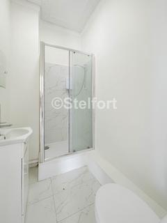1 bedroom apartment to rent, Seven Sisters Road, London, N15