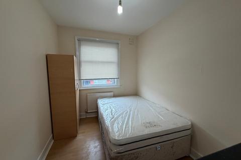 undefined, 28 Malvern Road, Thornton Heath CR7