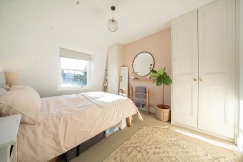 3 bedroom flat for sale, Tufnell Park Road, London N19