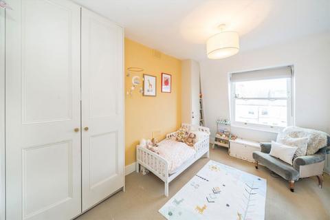 3 bedroom flat for sale, Tufnell Park Road, London N19