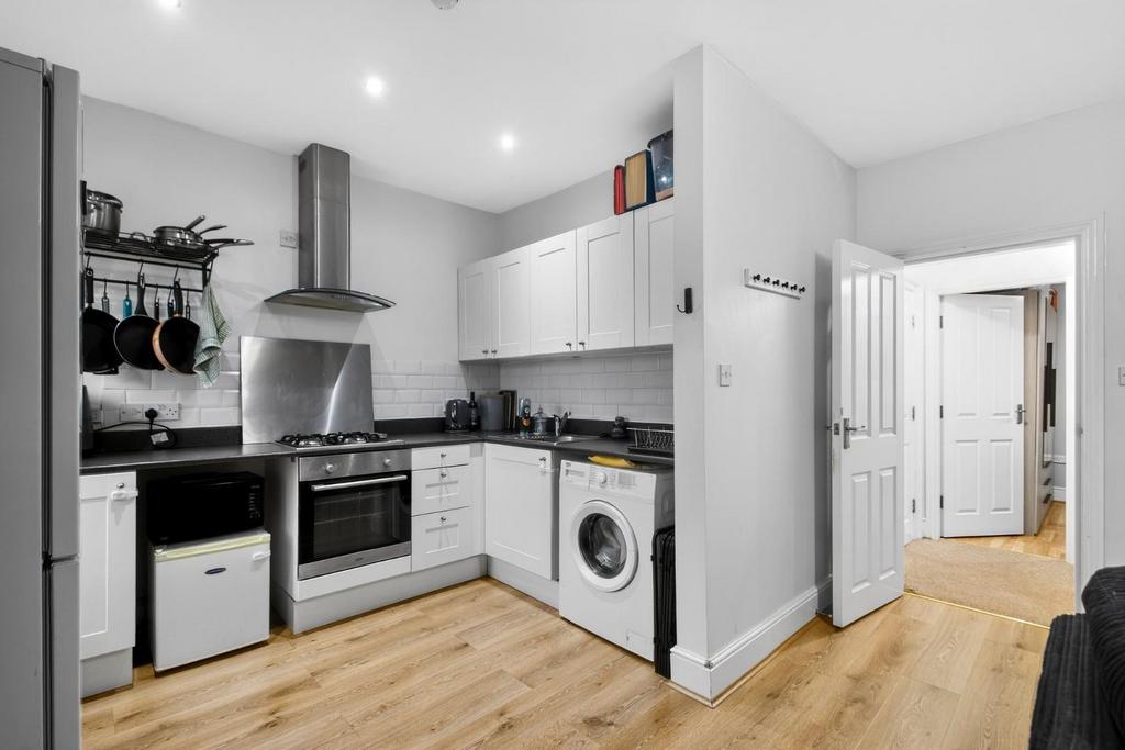 Flat14c-14haywrastreet-13.jpg