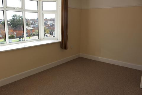 2 bedroom flat to rent, Ringwood Road, Poole BH14