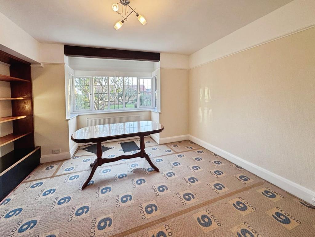 Dining Room.jpg
