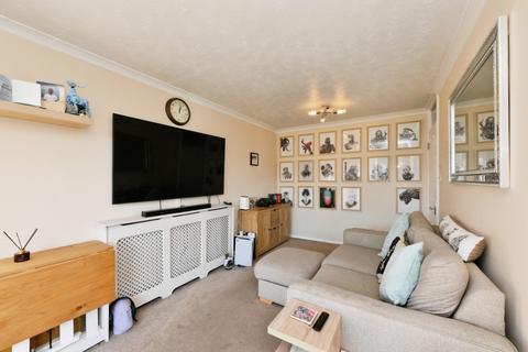 1 bedroom flat for sale, Regency Court, Harlow, CM18
