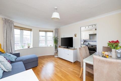 2 bedroom flat for sale, Pooles Wharf Court, Hotwells