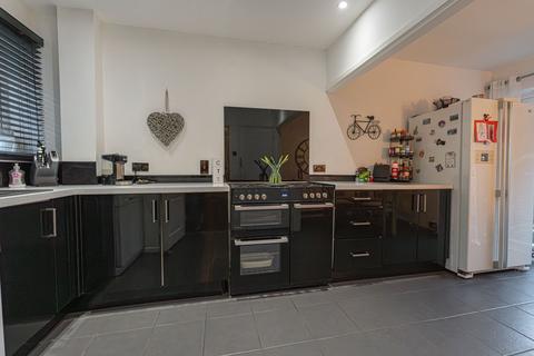 undefined, The Courtlands, Greenmeadow, NP44