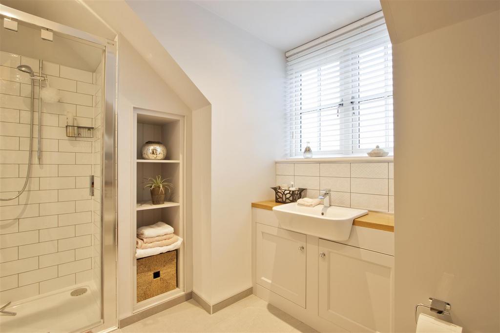 Bed 2 En Suite