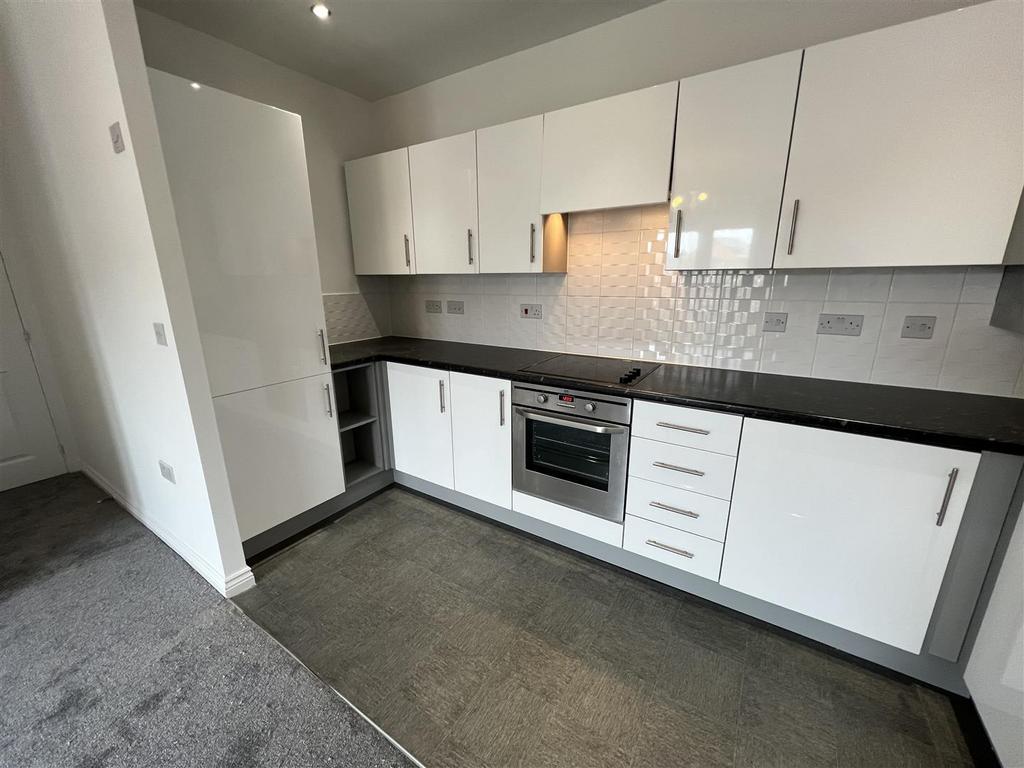 Kitchen 1.JPG