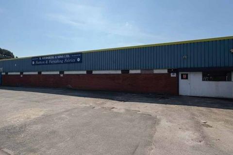 Warehouse to rent, 23 Elizabeth St Manchester M8 8BB