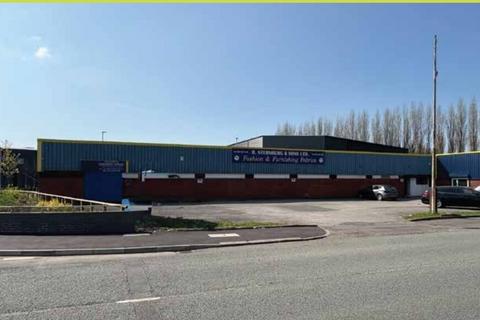 Warehouse to rent, 23 Elizabeth St Manchester M8 8BB