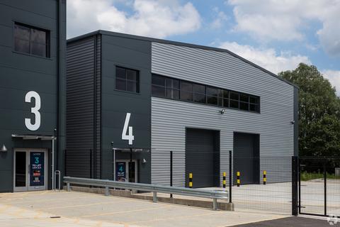 Warehouse to rent, Ellesfield Av Bracknell RG12 8YS
