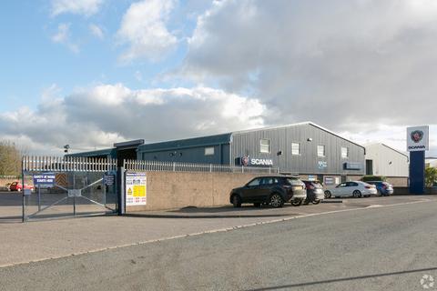 Warehouse to rent, Symondscliff Way Portskewett NP26 5PW