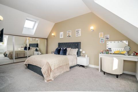 4 bedroom detached house for sale, St. Vincent Avenue, Newton Leys, Milton Keynes, MK3