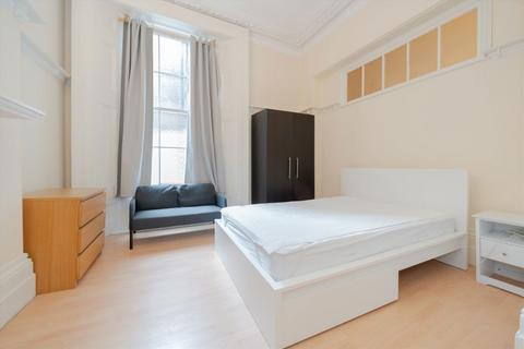4 bedroom flat to rent, Gloucester Road, London SW7