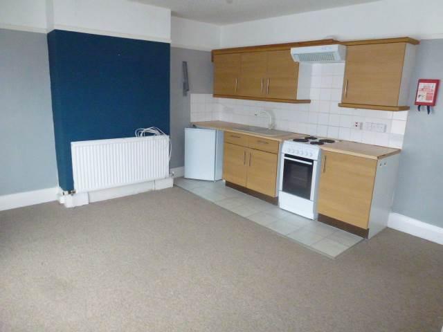 Lounge/Kitchen