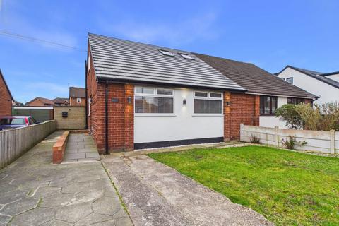 3 bedroom semi-detached house for sale, Courtfield, Ormskirk L39 1LB