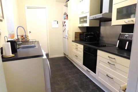 2 bedroom flat for sale, Roland Road, Wallsend