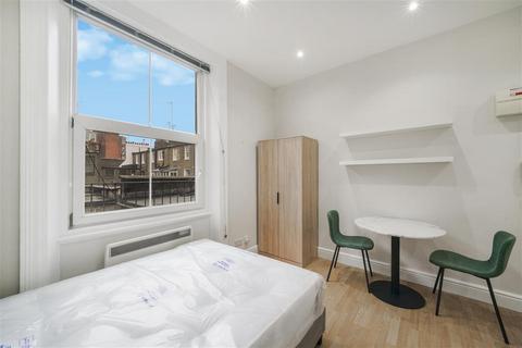Studio to rent, Cheniston Gardens, W8