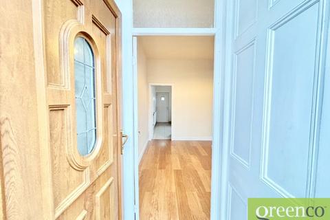 2 bedroom terraced house to rent, Boarshaw Road, Rochdale M24