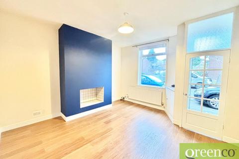 2 bedroom terraced house to rent, Boarshaw Road, Rochdale M24