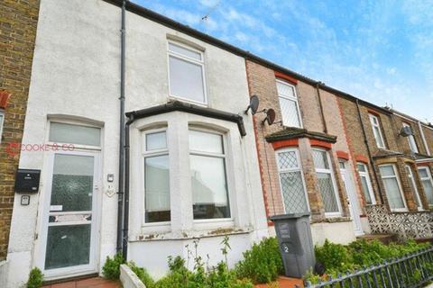 2 bedroom house to rent, Walpole Road, Margate, CT9 1QG