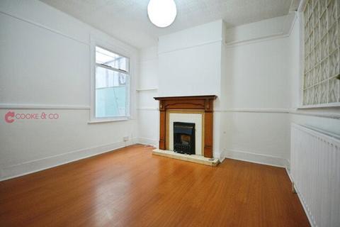 2 bedroom house to rent, Walpole Road, Margate, CT9 1QG