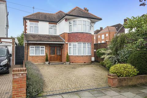 3 bedroom detached house for sale, Leys Gardens, Barnet