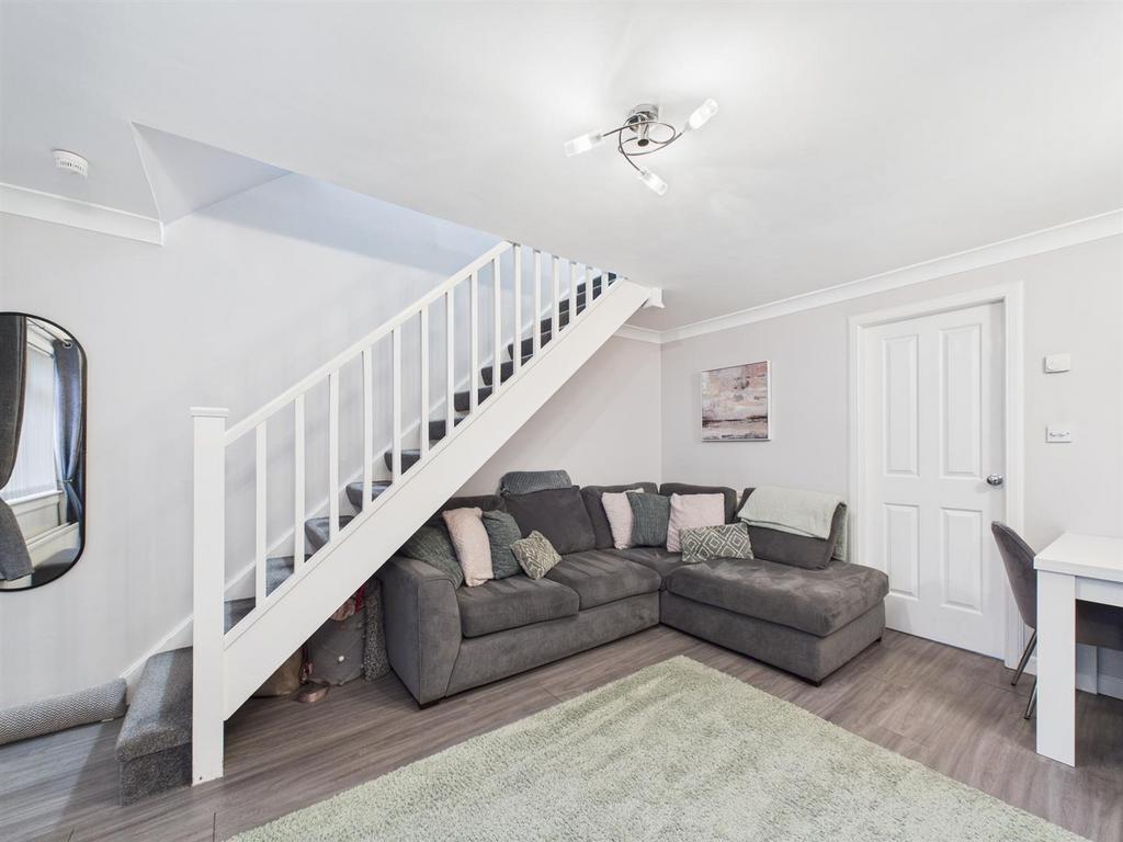 CAM01486 G0-PR0963-STILL005.jpg