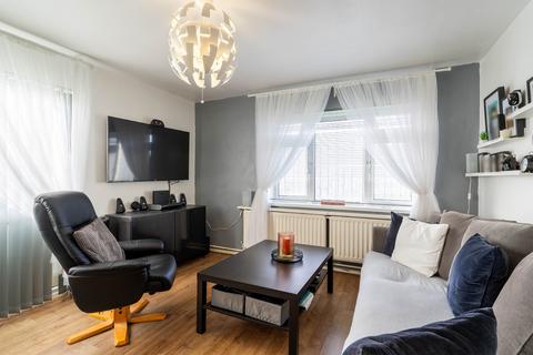 undefined, Lewis Court, Snelling Avenue, Northfleet, Gravesend, Kent, DA11 7EA