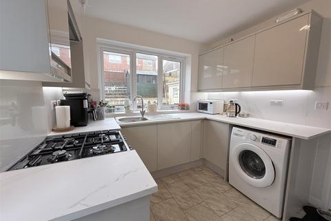 3 bedroom semi-detached house for sale, Laurel Close, Aberdare CF44