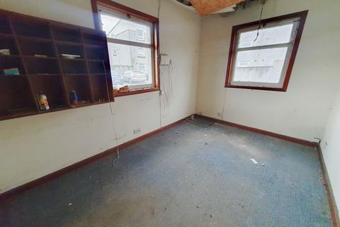 undefined, Vaults Lane, Kilwinning KA13