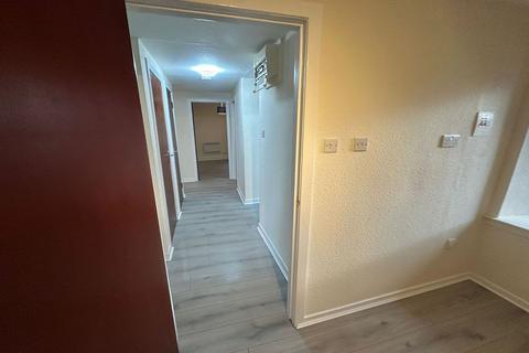 2 bedroom flat for sale, Burnside Street, Campbelltown PA28