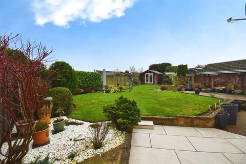 2 bedroom semi-detached bungalow for sale, Four Acre Close, Kirk Ella