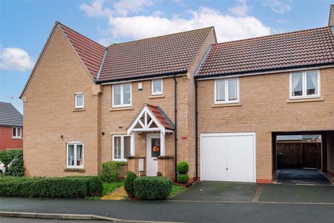 3 bedroom semi-detached house for sale, Glen Road, Loughborough, Leicestershire