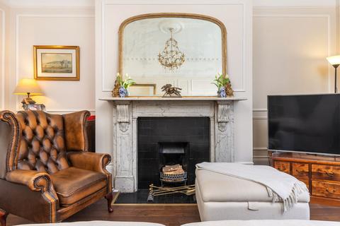 2 bedroom apartment for sale, Southgate Street, Winchester, SO23