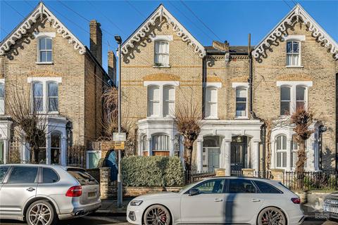 Winthorpe Road, London, SW15