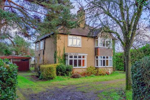 undefined, Bucks Hill, Kings Langley