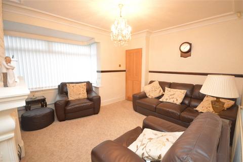 3 bedroom semi-detached house for sale, Waincliffe Drive, Leeds, West Yorkshire