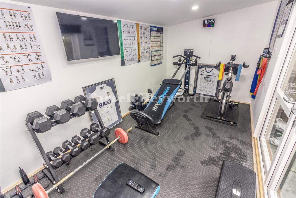 Gym b