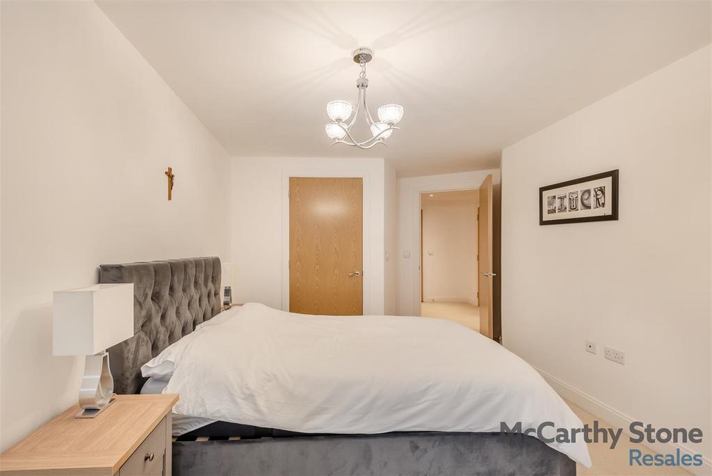 8676973-interior18.jpg
