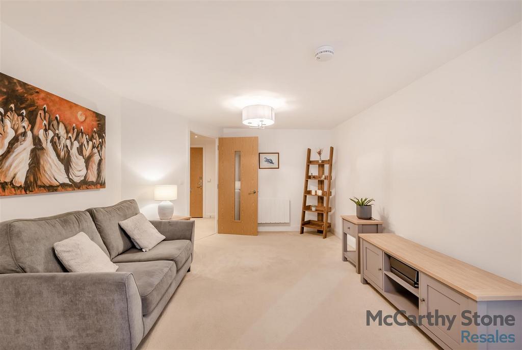 8676973-interior07.jpg