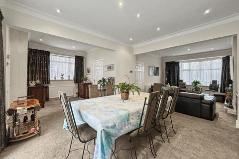 4 bedroom semi-detached house for sale, Scholes Lane, Prestwich, M25