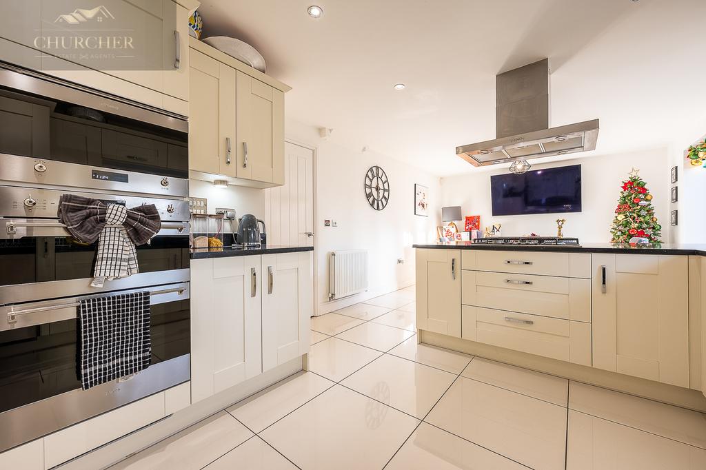20lenton Ave-22