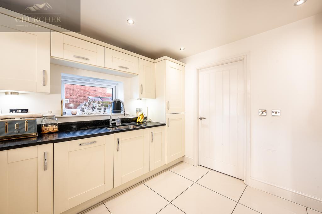 20lenton Ave-23