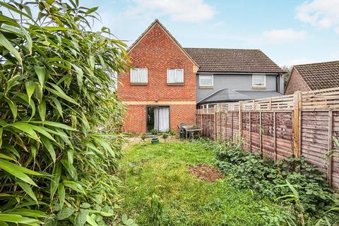 undefined, Chestnut Close, Brandon IP27
