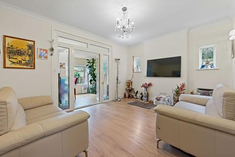 undefined, Romney Close, Harrow, HA2